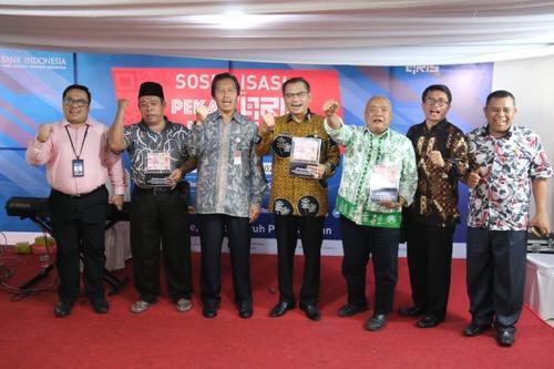 Bank Indonesia Sosialisasikan QRIS di Pasar Petisah Medan