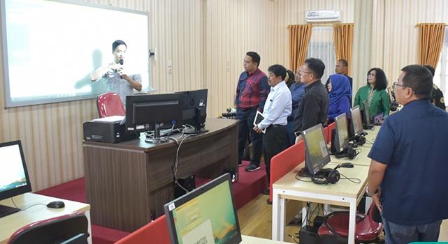 Unimed Resmikan Laboratorium Bahasa Multimedia Canggih Berstandar Internasional 