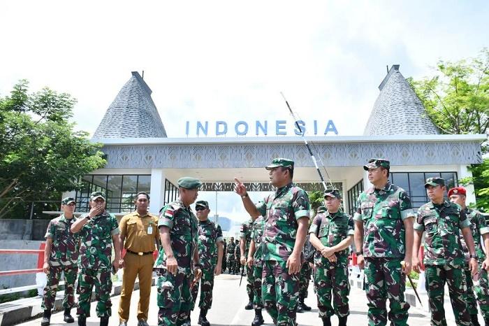 Kasum TNI Tinjau Pos Pengamanan Perbatasan RI-Timor Leste