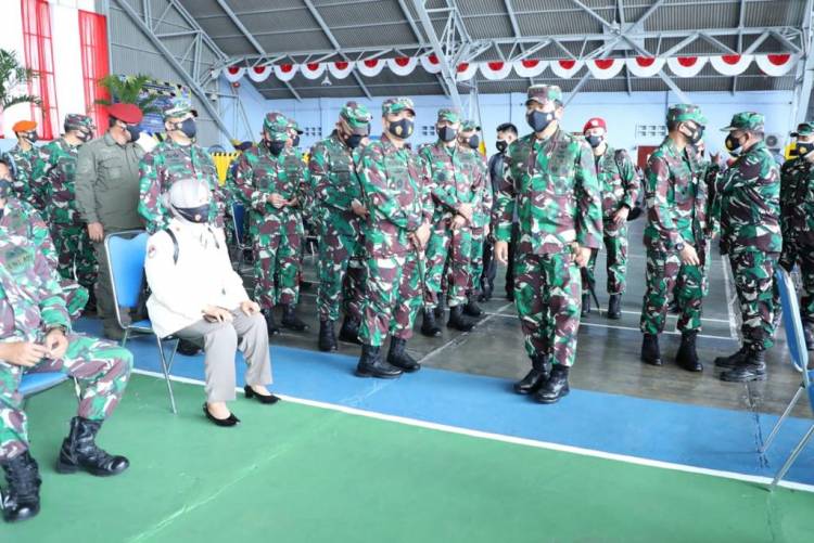 Panglima TNI Pimpin Langsung Serbuan Vaksinasi Covid-19 Bagi Prajurit TNI di Wilayah Yogyakarta