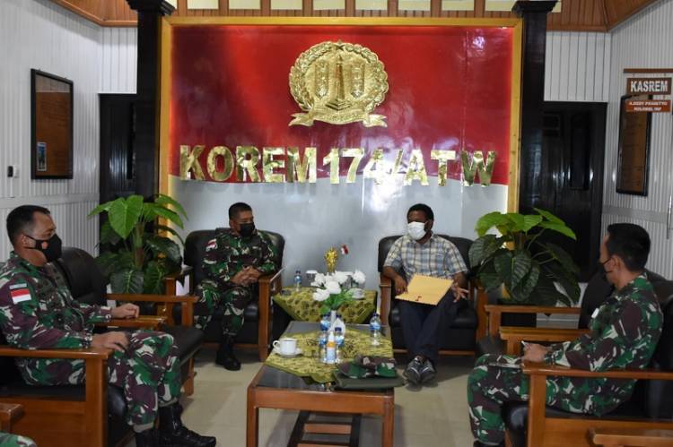 Danrem 174/ATW Merauke Terima Kunjungan Bupati Mappi Kristosimus Yohanes Agawemu