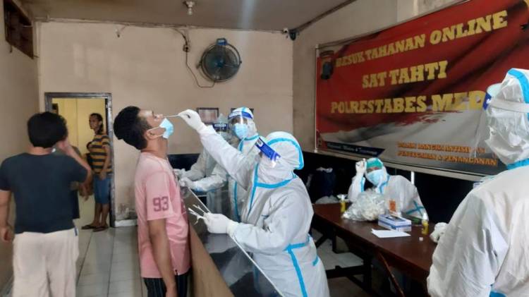 Polrestabes Medan Gelar Tes PCR Bagi Tahanan  