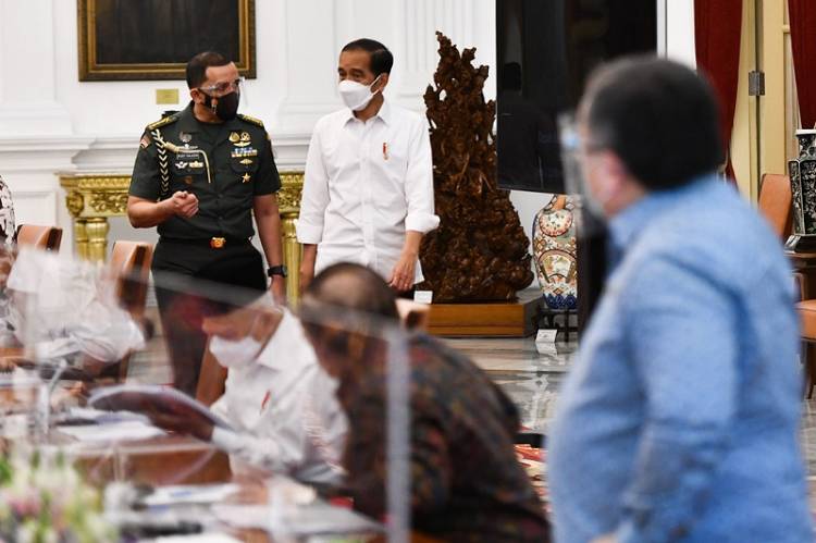 Presiden Pimpin Rapat Terbatas Persiapan Penyelenggaraan PON XX dan Peparnas XVI Papua