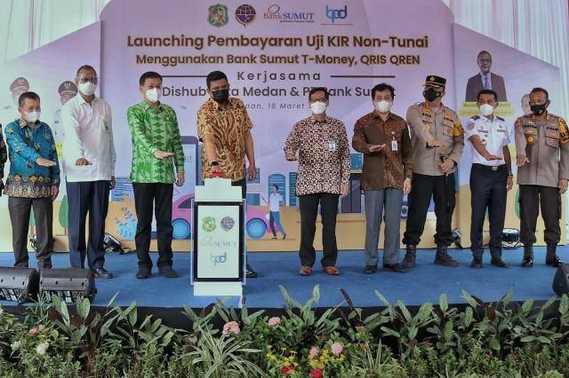 Bobby Nasution Resmikan Pembayaran Uji KIR Non Tunai, Dukung Transaksi Digital di Kota Medan