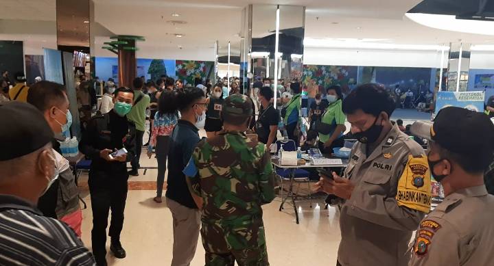 Langgar Prokes, Polsek Sunggal Bubarkan Kegiatan Zumba Party Body Contest di Manhattan