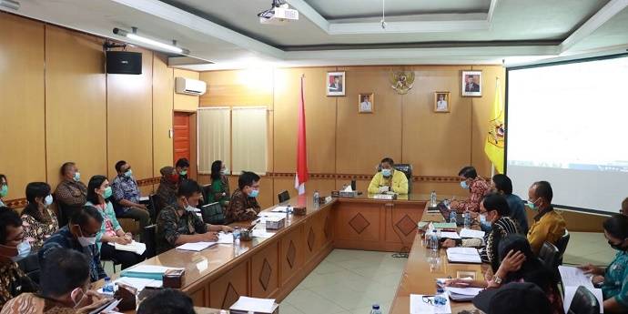 Bahas Percepatan Pembangunan Desa, Bupati Dairi Panggil Seluruh Camat