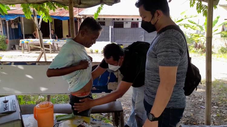Buat Resah Warga, Kampung Narkoba Digerebek Polsek Medan Baru dan Polrestabes Medan
