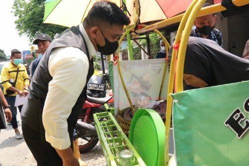 Penjual Es Dawet: Kedatangan Pak Walikota Bawa Berkah Bagi Kami