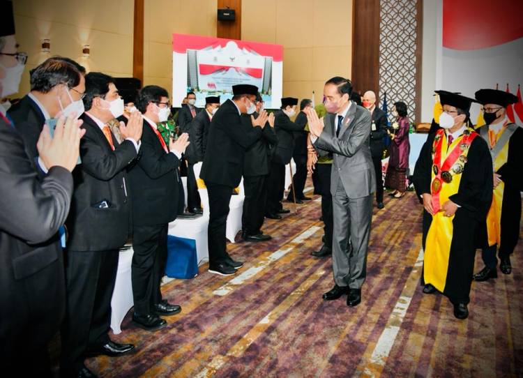 Presiden: Universitas Harus Lincah dan Cepat Belajar dengan Perubahan