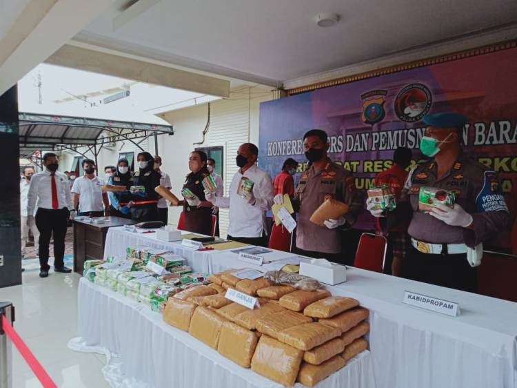 Sabu Seberat 59.020 Gram dan Ganja 53.000 Gram Disita Ditresnarkoba Polda Sumut dari Gembong Narkoba