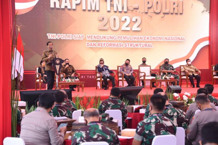 Presiden RI Ingatkan Seluruh Jajaran TNI-Polri Tingkatkan Kedisiplinan Nasional