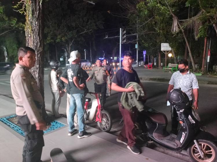 Polsek Medan Baru Patroli  3C Cegah Kejahatan di Malam Hari