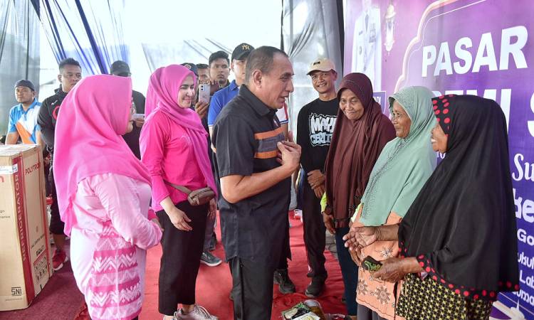 Gubernur Sumut Gratiskan Sembako di Pasar Murah Pematang Johar, Masyarakat Kegirangan