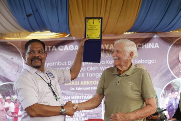 Kota China Marelan Situs Penting Dunia, RH Dianugerahi Tokoh Peduli Heritage