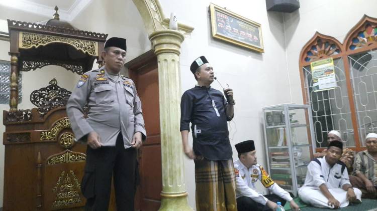 Serahkan Sembako, Safari Ramadhan Ar-Raudhah Polda Sumut Sambangi Masjid Al-Ikhlas
