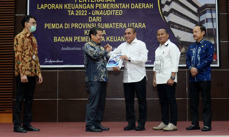 Edy Rahmayadi Serahkan LKPD Unaudited, Pemprov Sumut Siap Diaudit BPK