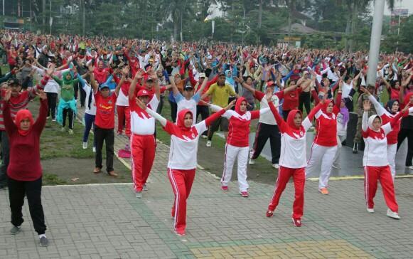 Warga Malaysia Antusias Ikuti Senam Jantung Sehat dan Car Free Day