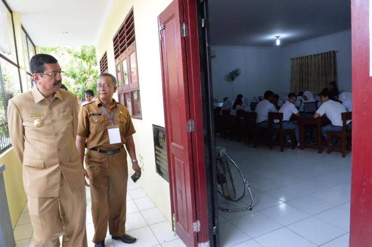 Gubernur Sumut Pantau Pelaksanaan UNBK di Medan
