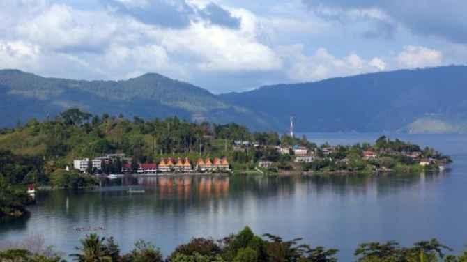 Wagubsu Sambut Baik Minat Singapura Berinvestasi ke KSN Danau Toba