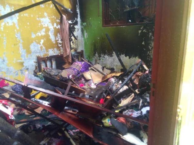 Kamar dan Ruang Rumah Kepala Sekolah SD di Lubuk Pakam Hangus Terbakar
