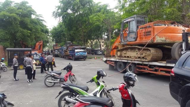 Poldasu Gerebek Lokasi Galian C di Deli Serdang 