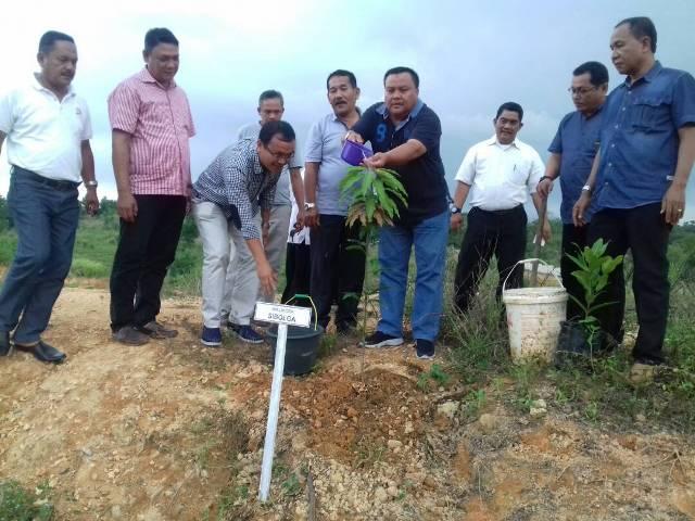 Apresiasi Apeksi di Kota Batam, Walikota Sibolga Tanam Pohon
