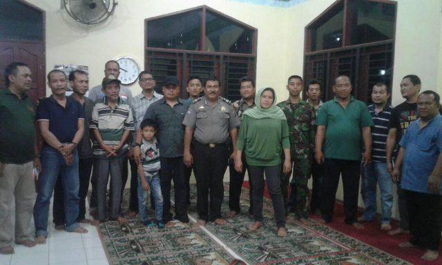 Personel Polsek Delitua Lakukan Musyawarah Bentuk Siskamling