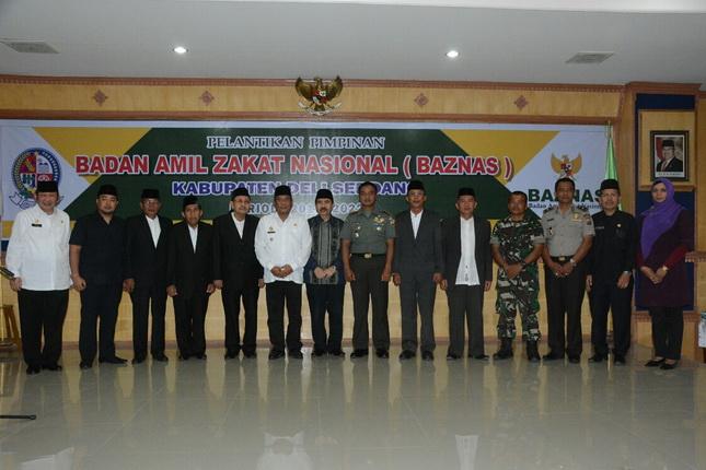 Bupati Lantik Pimpinan Baznas Deli Serdang