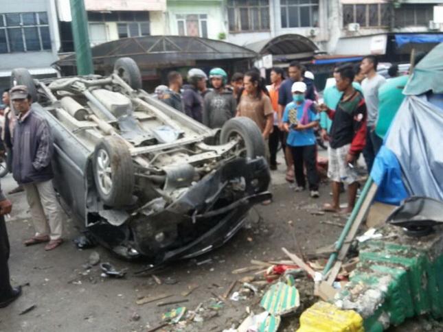 Ditabrak Mobil Pegawai PLTG Sicanang, Badriah Tewas, Sabina Kritis