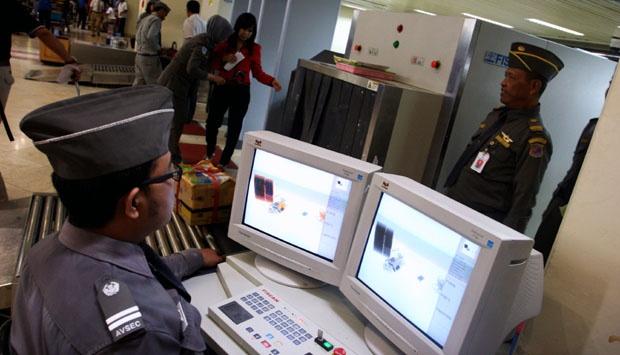 Pemeriksaannya Diperketat, Kementerian Perhubungan: Tidak Ada Larangan Bawa Laptop/HP ke Pesawat