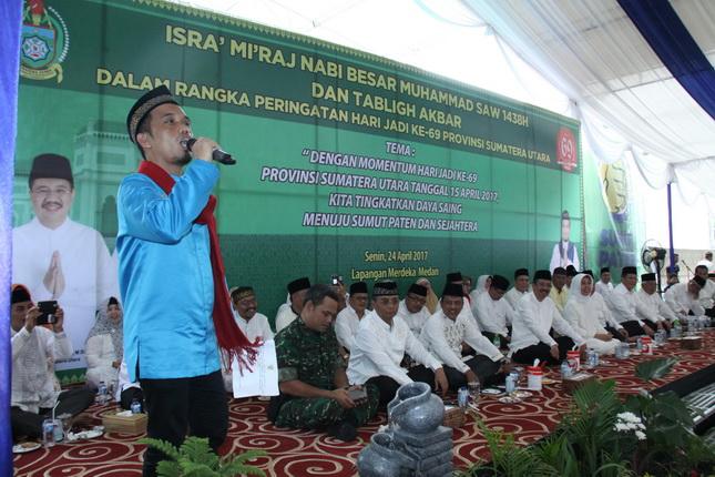 Tangis Haru Warnai Tabligh Akbar HUT Provinsi Sumut ke-69