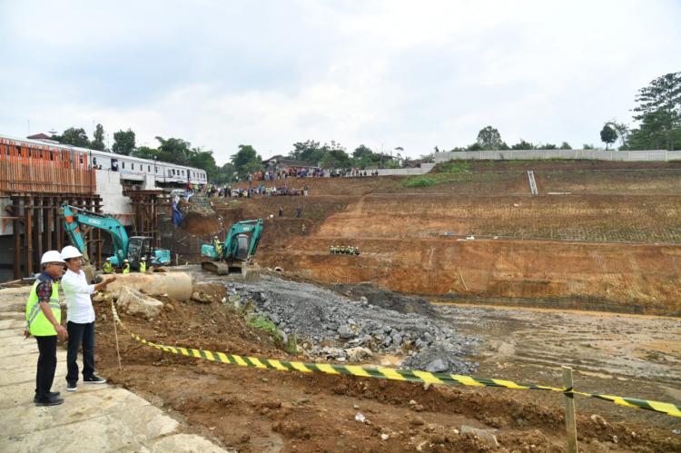Tol Ciawi-Cigombong Ditargetkan Beroperasi Juli 2018
