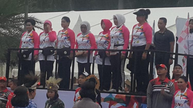 Ketum Dharma Pertiwi Hadi Tjahjanto Hadiri Kartini Run 2018 di Silang Monas