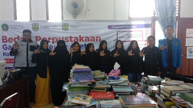 FAH UIN Ar-Raniry dan ALC Bedah Perpustakaan Gampong Neusu Aceh