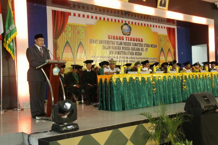 Hadiri Wisuda UIN Sumut, Ini Pesan Menteri Agama  dan Gubenur Sumut untuk Alumni