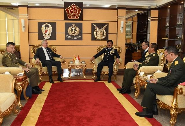 Panglima TNI Terima Kunjungan Kehormatan Dubes Spanyol