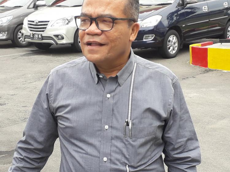 KPK Periksa Istri Gubernur Sumut, Kabiro Umum Terlihat di Lokasi