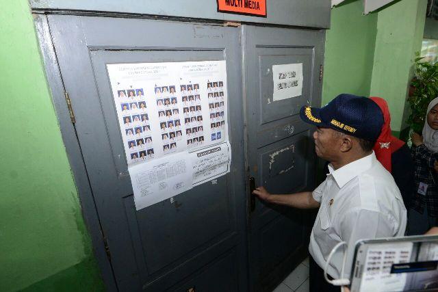 Mendikbud Targetkan UNBK 100 Persen untuk SMA/SMK Tahun 2019  