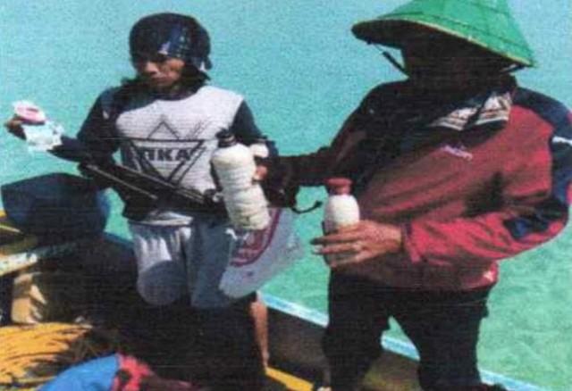 Bawa Bahan Peledak, Bakamla Amankan Perahu Nelayan