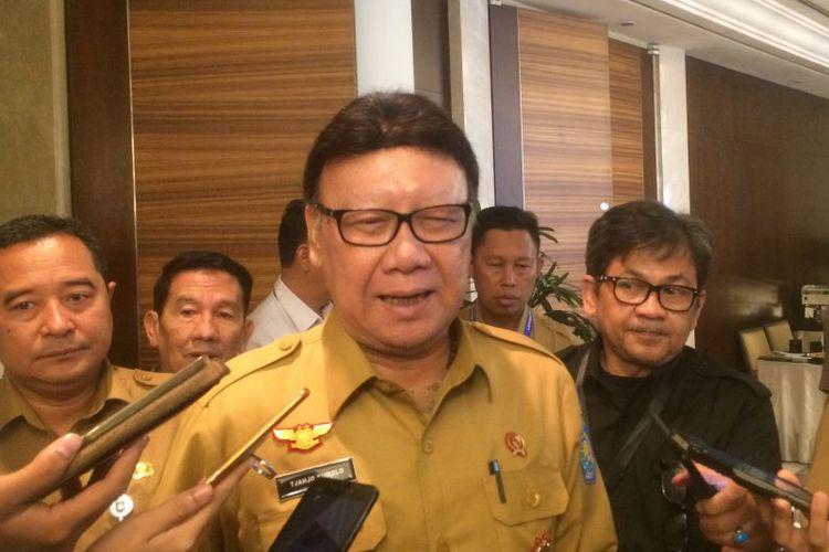 Imbau Masyarakat Tunggu Hasil Real Count, Mendagri Apresisiasi Penyelenggara Pemilu Serentak