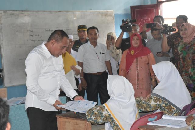 Kunjungi SMAN 1 Barumun, Gubsu Minta Guru Prioritaskan Budi Pekerti