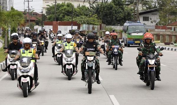 Jelang Pemilu, Pangdam I/BB dan Kapolda Sumut Pimpin Patroli Gabungan Skala Besar 
