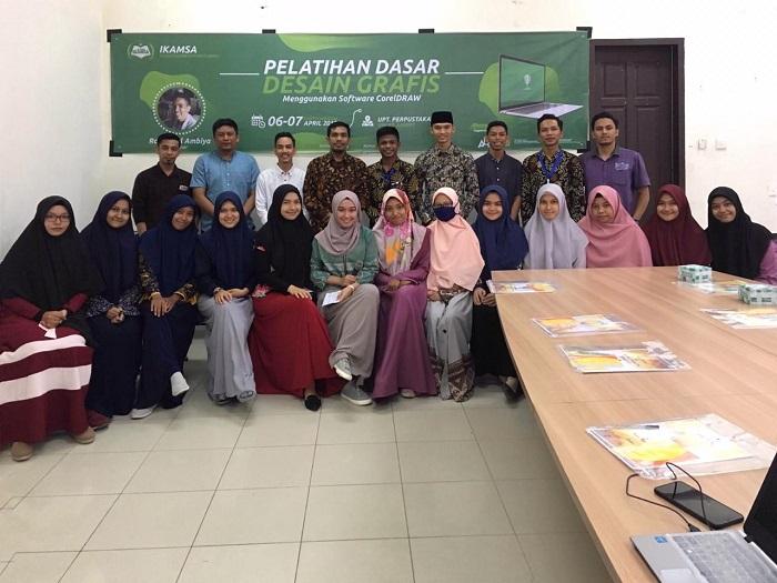 Alumni MAN Aceh Barat Gelar Pelatihan Desain Grafis