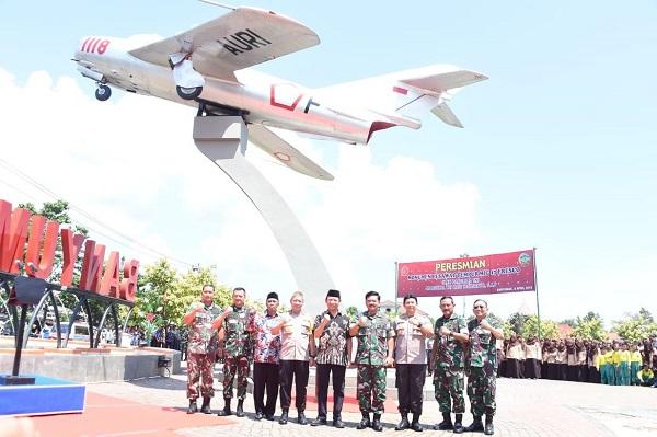 Panglima TNI Resmikan Monumen Pesawat MiG-17 Fresco 