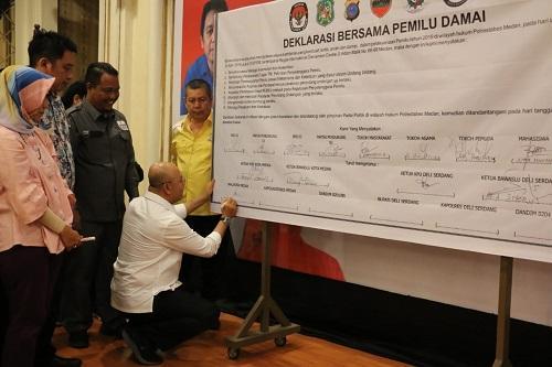 Walikota Medan Ajak Seluruh Masyarakat Terus Berusaha Menjaga Pemilu yang Aman dan Damai
