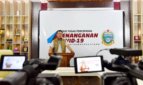 Pasien Positif Covid-19 Ditentukan Lewat Pemeriksaan Swab PCR 