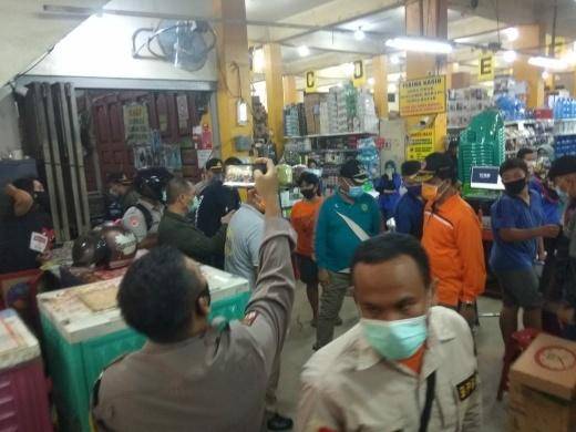 Plt Wali Kota Medan Turun Langsung, Imbau Masyarakat Terapkan Sosial Distancing