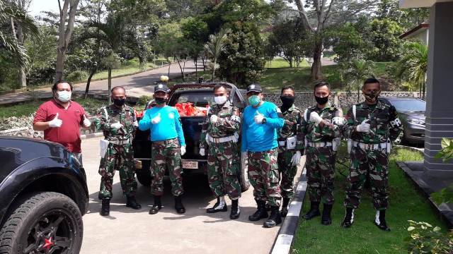 PMPP TNI Salurkan Bansos untuk Warga Terdampak Covid-19 di Tiga Desa Kabupaten Bogor
