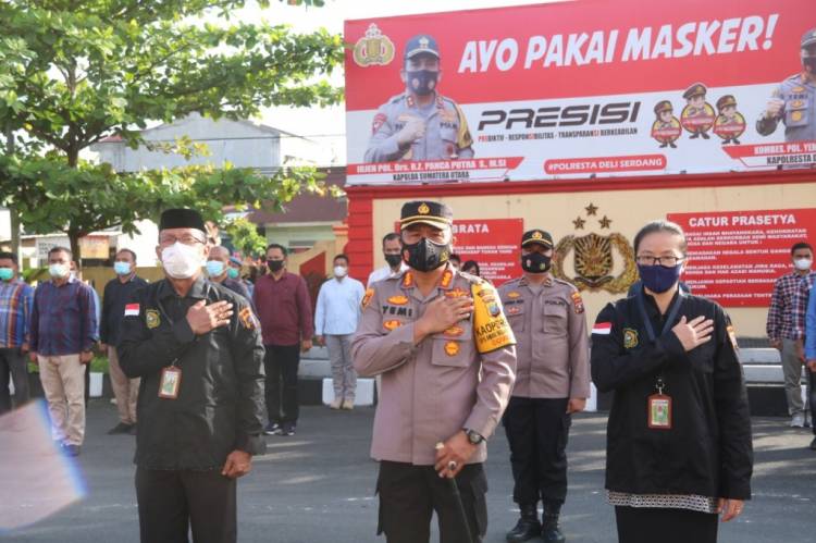 Kapolresta Deli Serdang Pimpin Upacara Kenaikan Pangkat