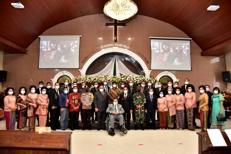 Gubernur Sumut Edy Hadiri Pengukuhan Moderamen GBKP 2020-2025